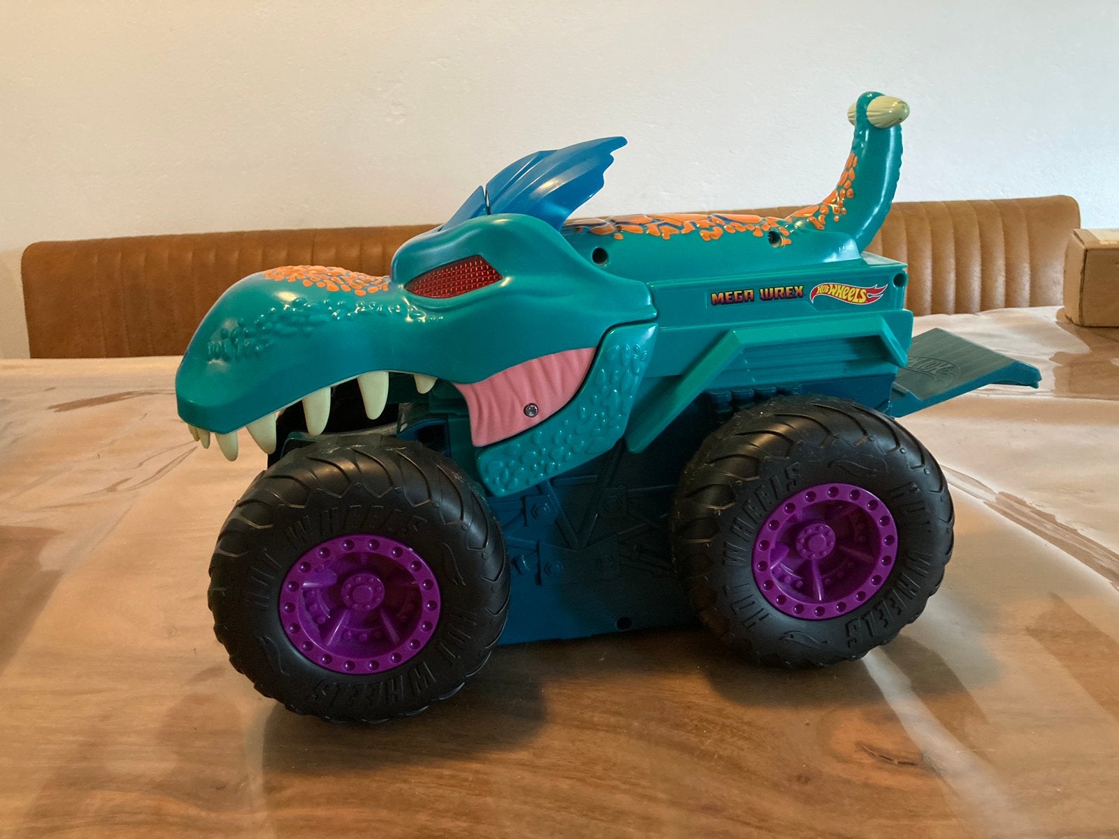 Hot weels mega wrex auto, leuk voor sint, sinterklaas, Kinderen en Baby's, Ophalen of Verzenden, Zo goed als nieuw