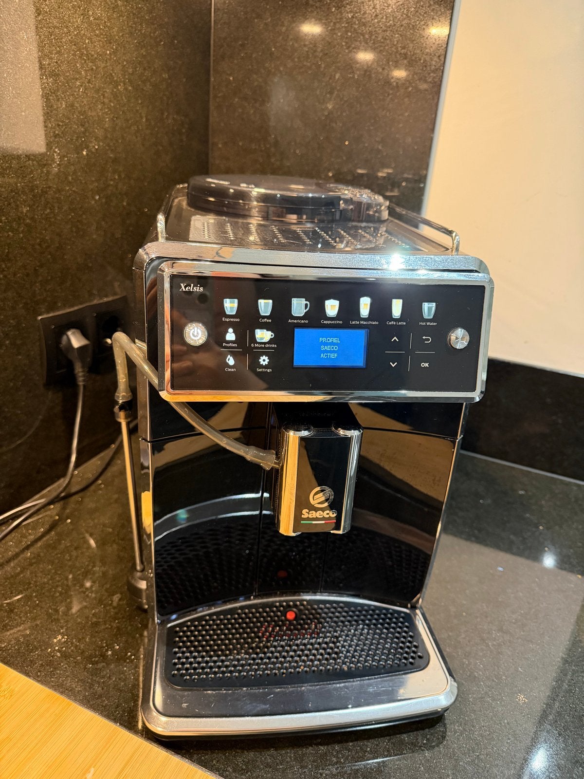 Saeco Xelsis volautomatische espressomachine, Ophalen, Afneembaar waterreservoir, Espresso apparaat, 10 kopjes of meer
