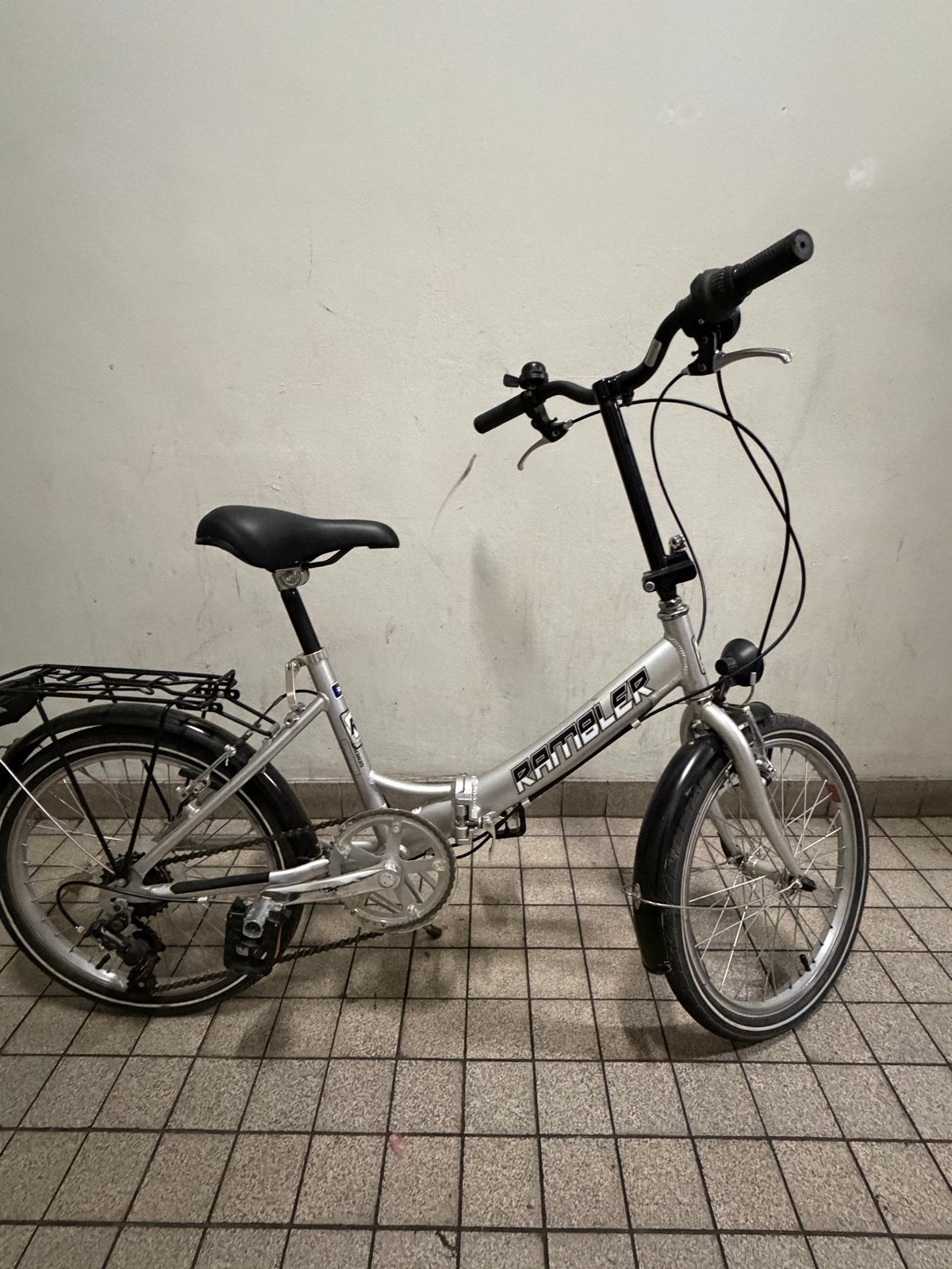 Rambler vouwfiets - SPLINTERNIEUW !!! 20 inch., Fietsen en Brommers, Overige merken, 20 inch of meer, Velgrem, Versnellingen