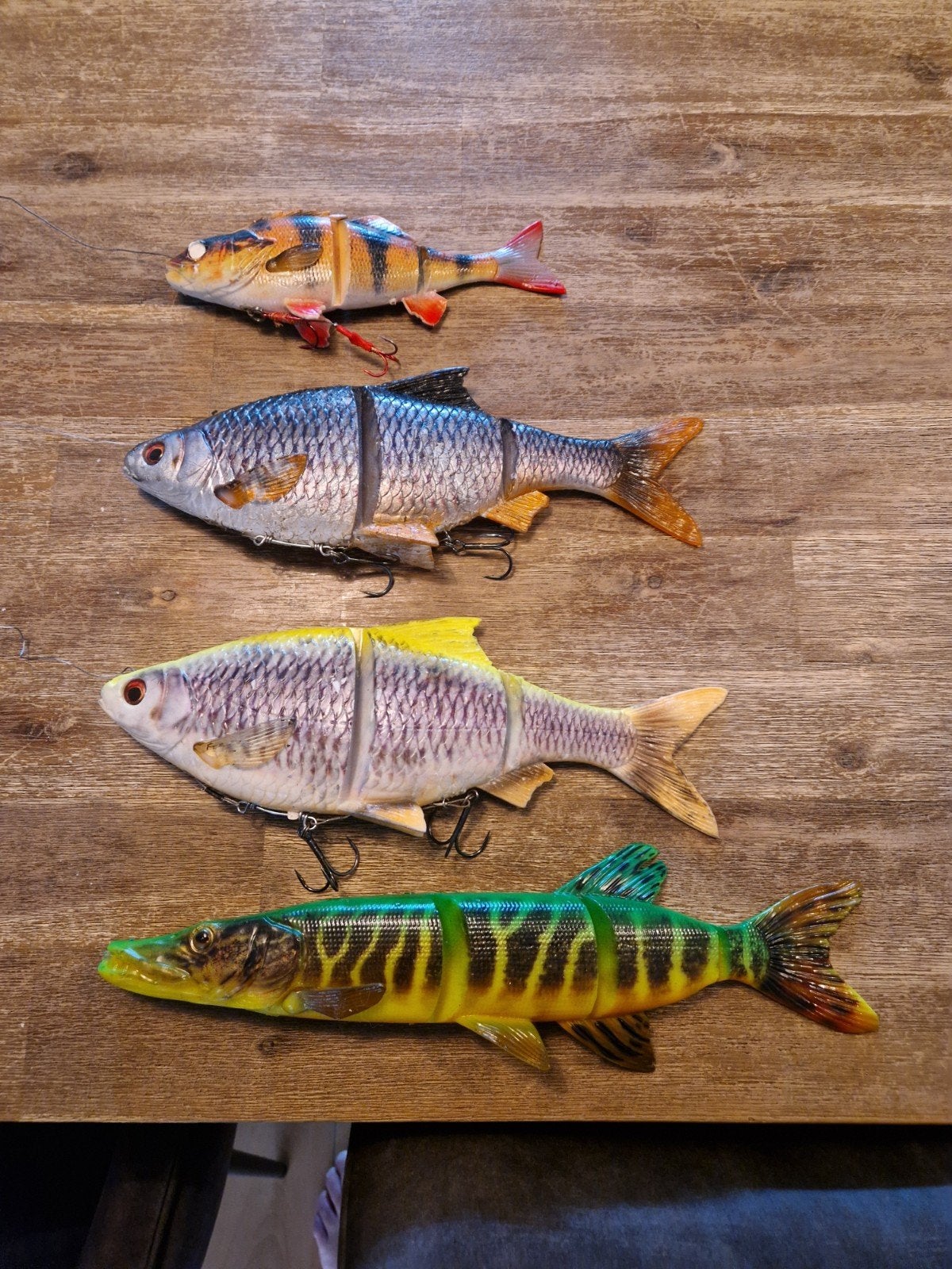 2x Savage Gear line thru rubber kunstaas (Roach zijn verkoch, Watersport en Boten, Hengelsport | Roofvissen, Ophalen of Verzenden