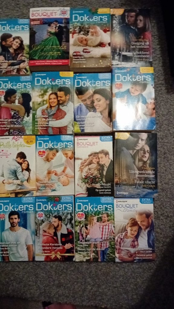 Harlequin boeken/romans, Ophalen of Verzenden, Gelezen, Diverse auteurs, Nederland