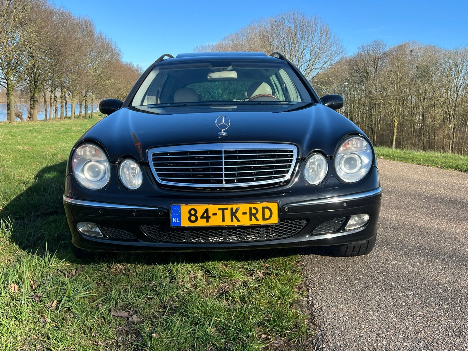 Mercedes-Benz E-Klasse 500 Combi AUT 2003 Zwart, Auto's, Automaat, Achterwielaandrijving, 8 cilinders, Zwart