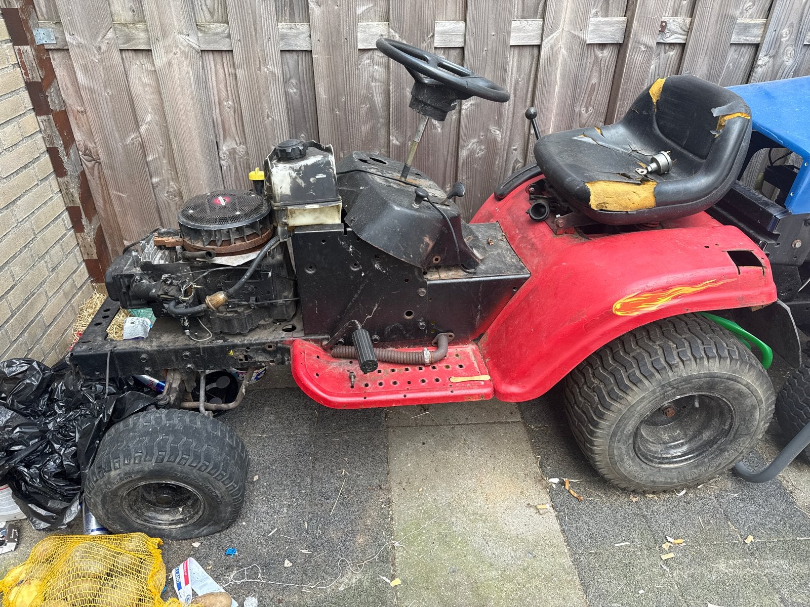 Zitmaaier Briggs & Stratton - Opknapper/Onderdelen, Ophalen, Cirkelmaaier, Gebruikt, Elektrische starter