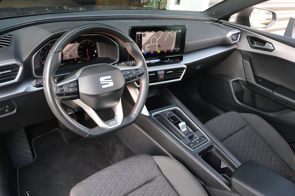 Seat Leon 1.0 eTSI FR DSG 110PK Pano Navi Led ACC Virtual, Auto's, Seat, Stof, Gebruikt, 680 kg, Leon