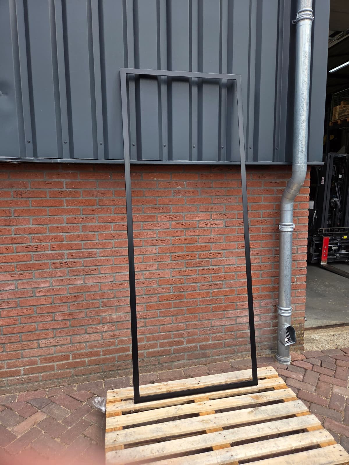 Stalen raam met glas, Doe-het-zelf en Verbouw, Glas en Ramen, Ophalen, Gevelraam of Ruit, Gebruikt, 80 tot 120 cm
