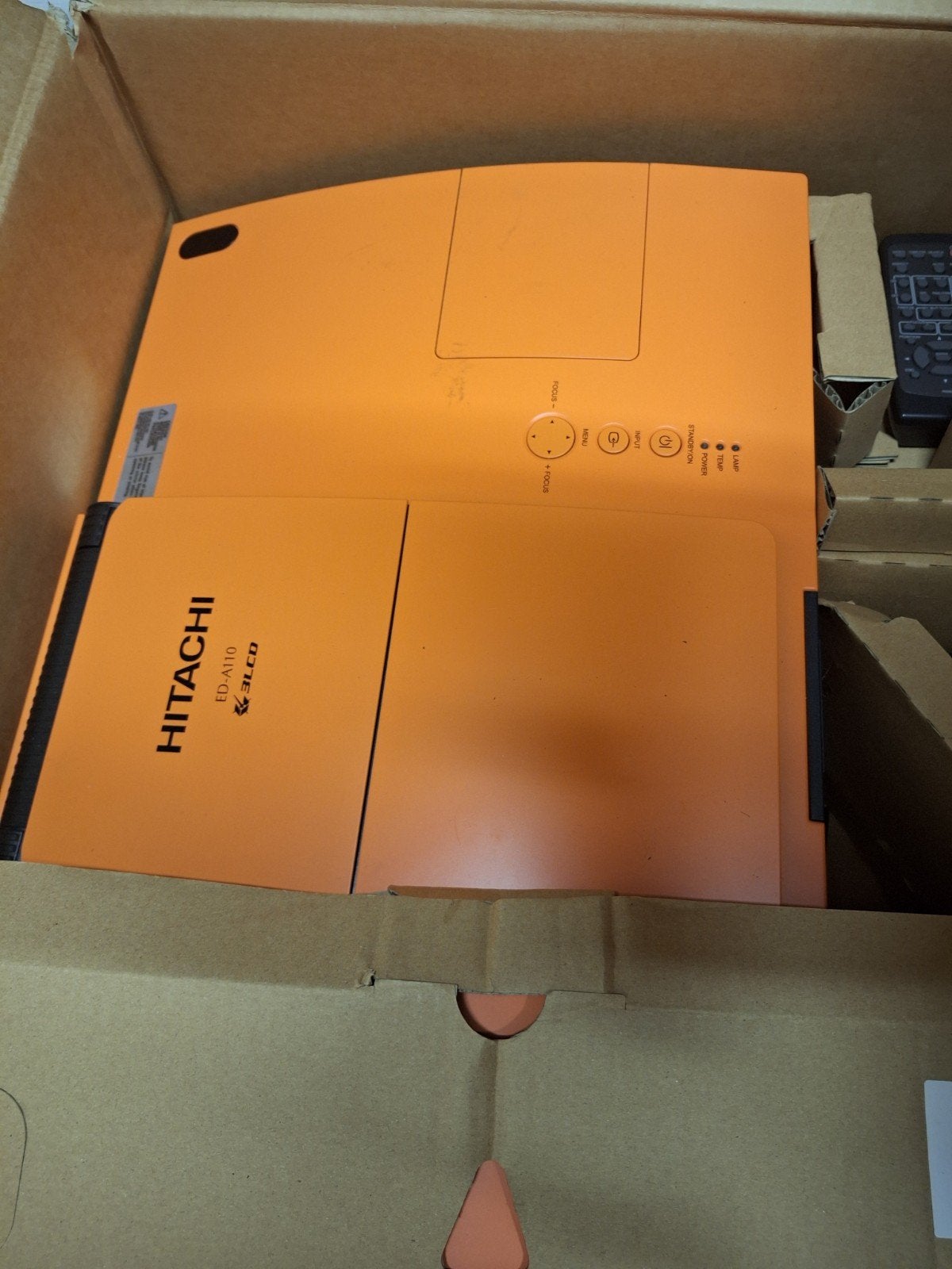 Oranje Hitachi ED-A110 3LCD Projector, Gebruikt, Ophalen of Verzenden, LCD, Overige resoluties