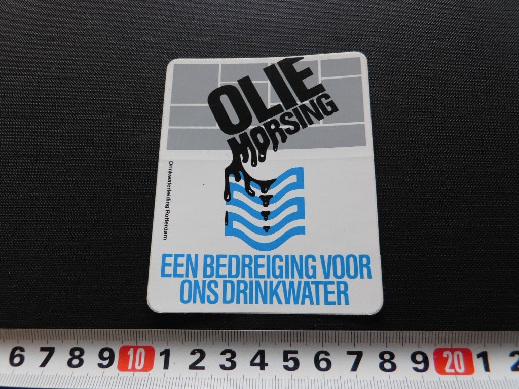 sticker olie morsing een bedreiging voor ons drinkwater rdam, Ophalen, Zo goed als nieuw