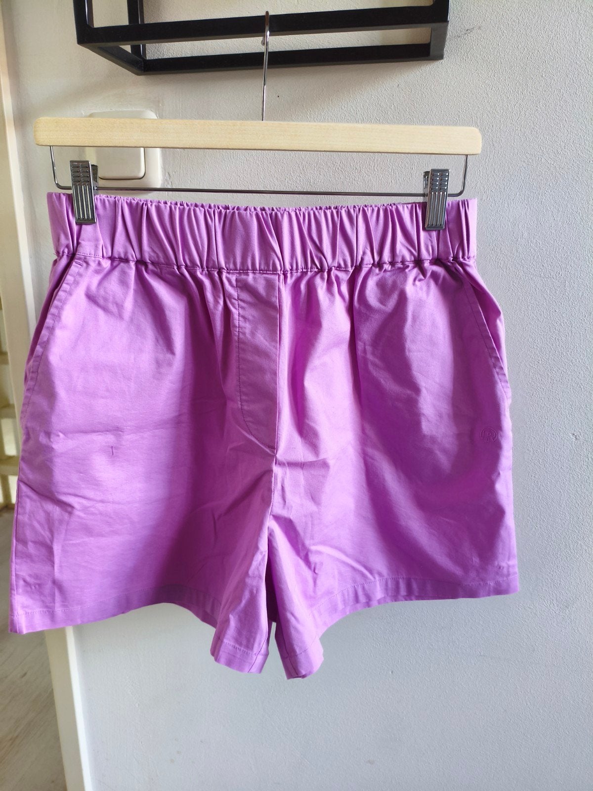 Nieuwe Raizzed Short Maat M met kaartje, Kleding | Dames, Maat 38/40 (M), Kort, Paars, Raizzed