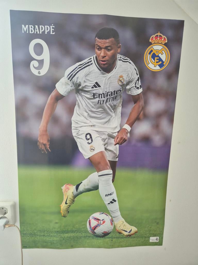 Mbappe Poster - Real Madrid Editie 60x90cm, Rechthoekig Staand, Nieuw, Ophalen of Verzenden, Sport