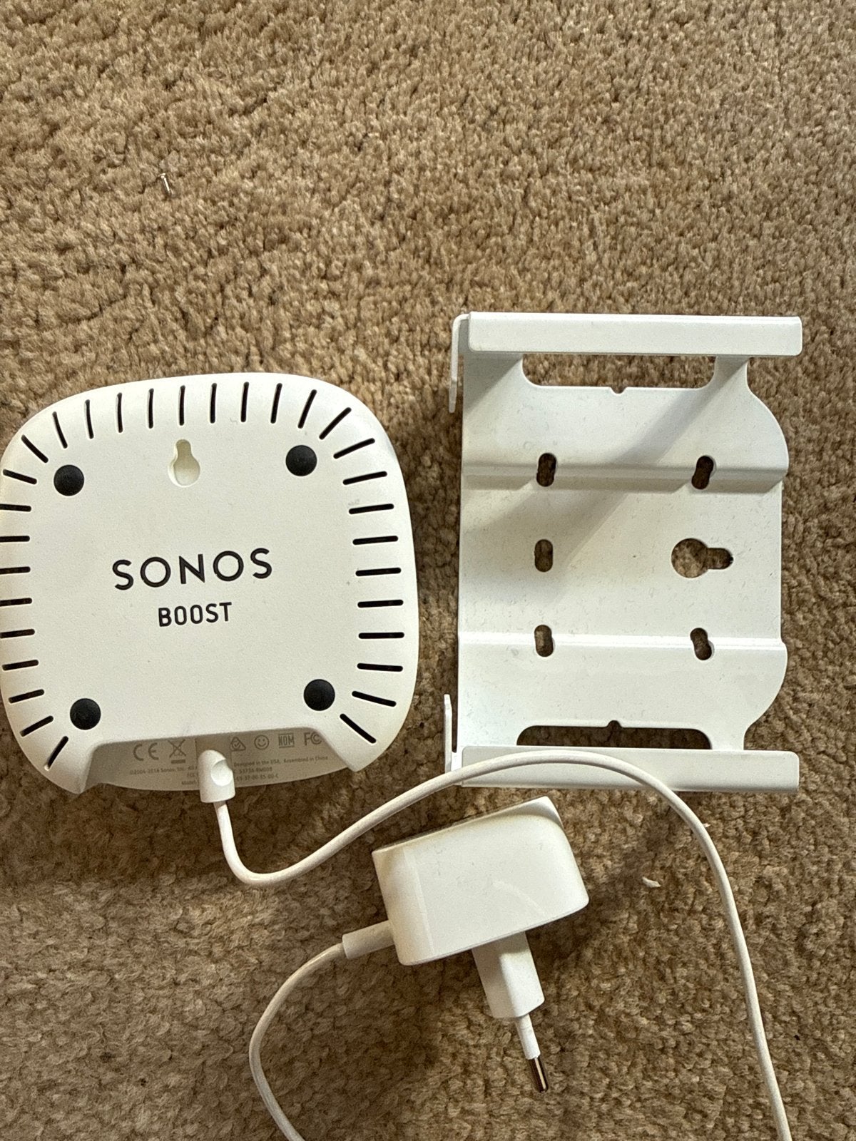 Sonos Boost met Muurbeugel en Adapter, Ophalen of Verzenden, Zo goed als nieuw