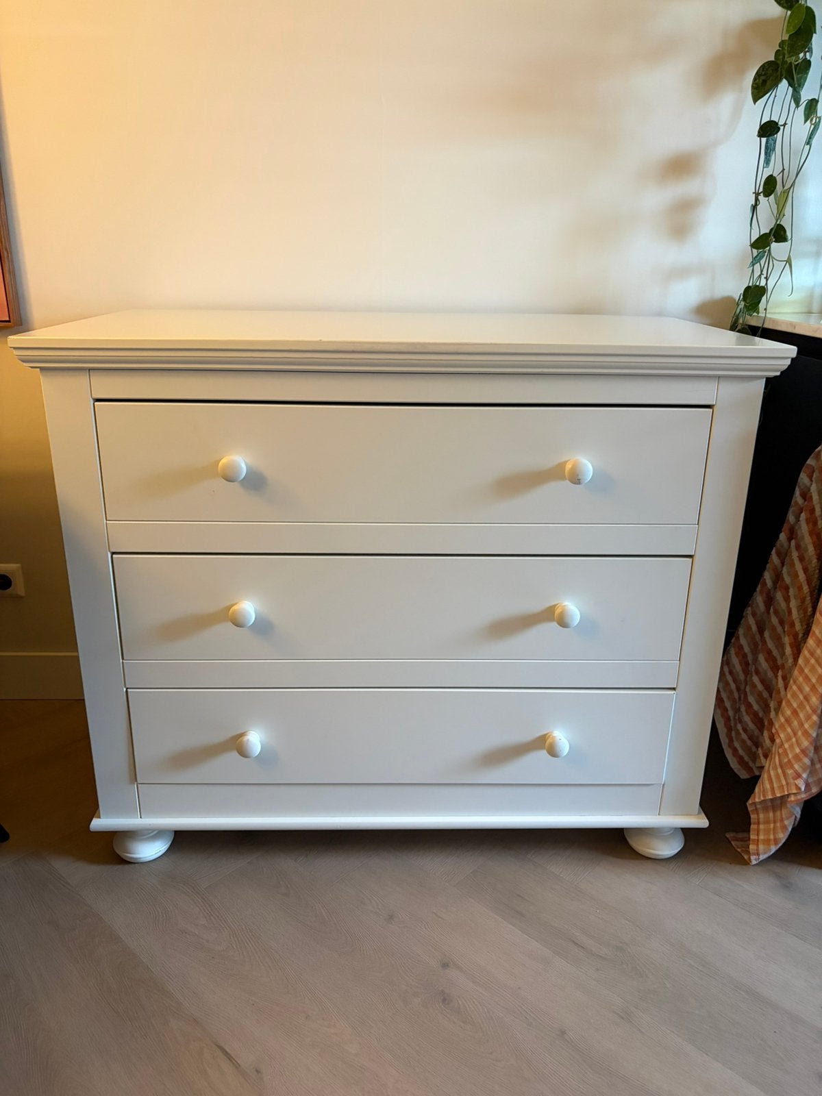 Commode, Ophalen, Zo goed als nieuw, Rechthoekig, 100 tot 150 cm