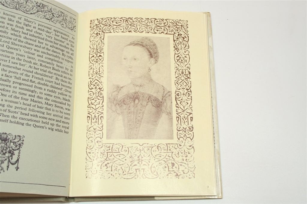 Mary Queen of Scots — Visuele Biografie & Portretten, Ophalen of Verzenden, Gelezen, Europa