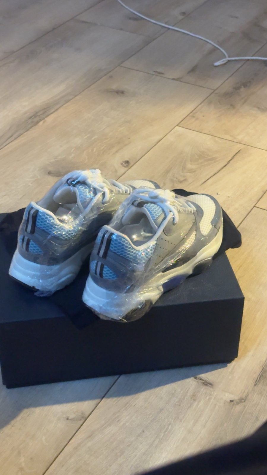 Dior B22 Sneakers - Maat 41 - Zo goed als nieuw, Overige kleuren, Ophalen of Verzenden, Sneakers of Gympen, Zo goed als nieuw