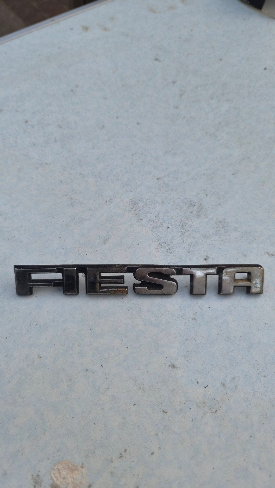Ford fiesta embleem, Ophalen of Verzenden, Ford, Deur