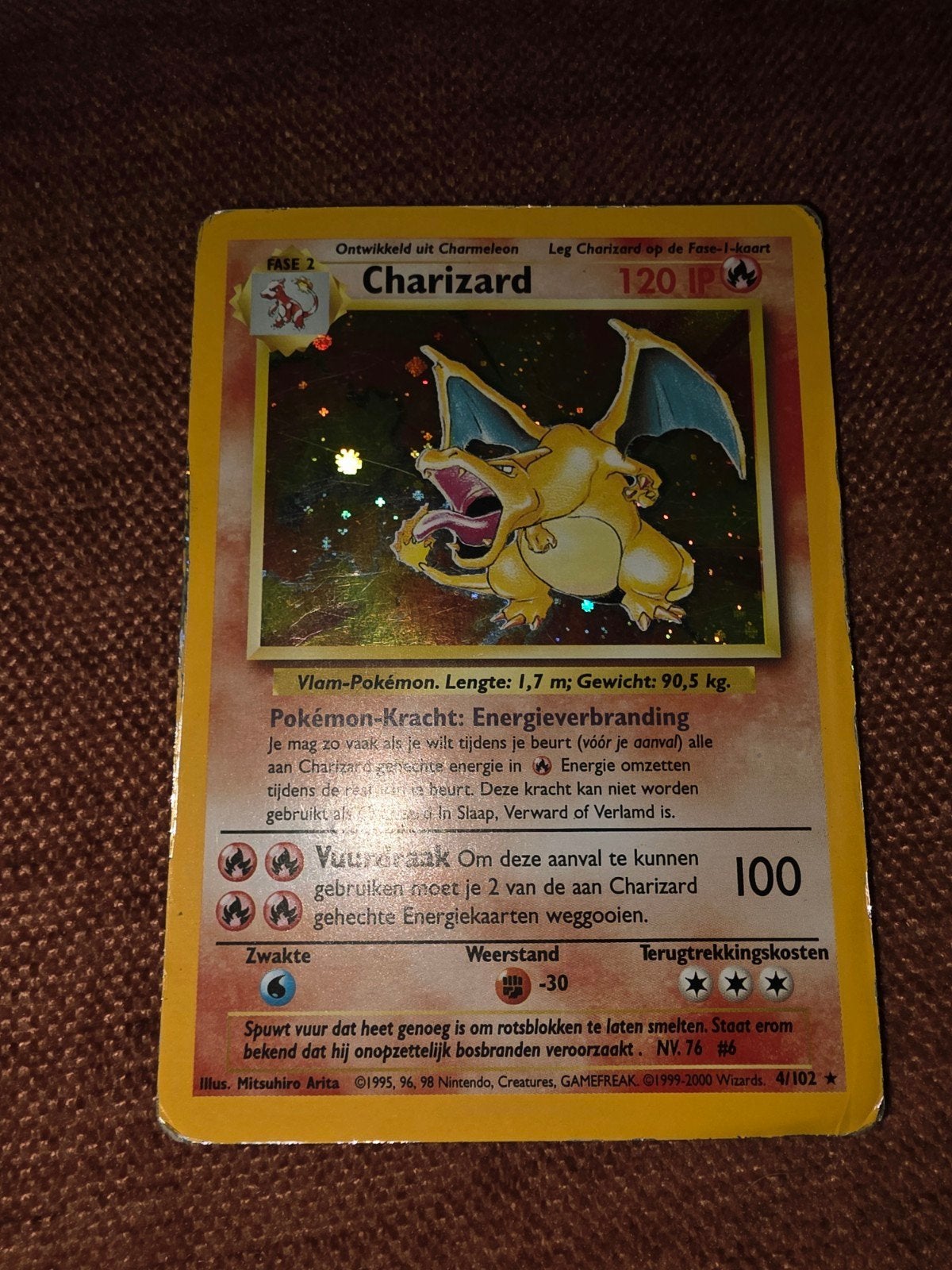 Charizard base set holo., Ophalen of Verzenden, Zo goed als nieuw, Losse kaart, Foil