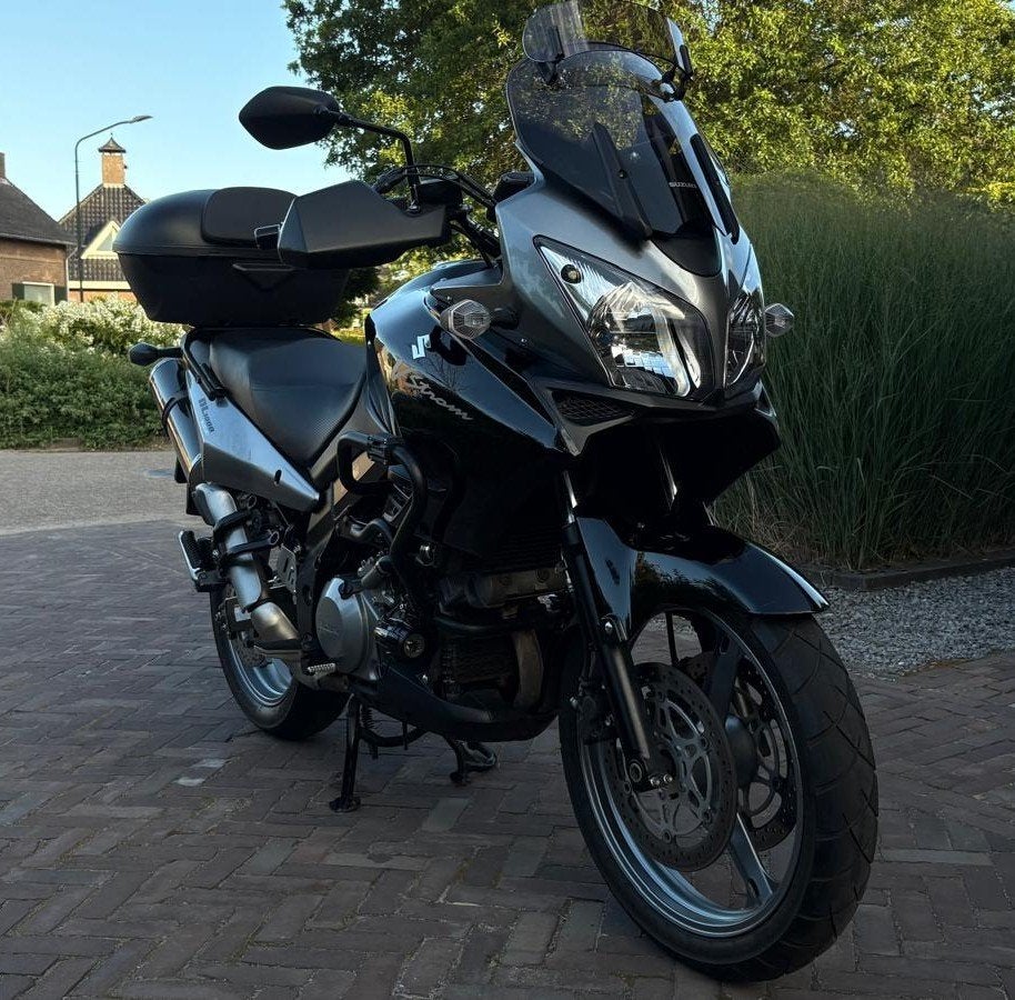 Suzuki V-Strom DL1000, Motoren, Sportuitlaat, 2 cilinders, Occasion, Particulier