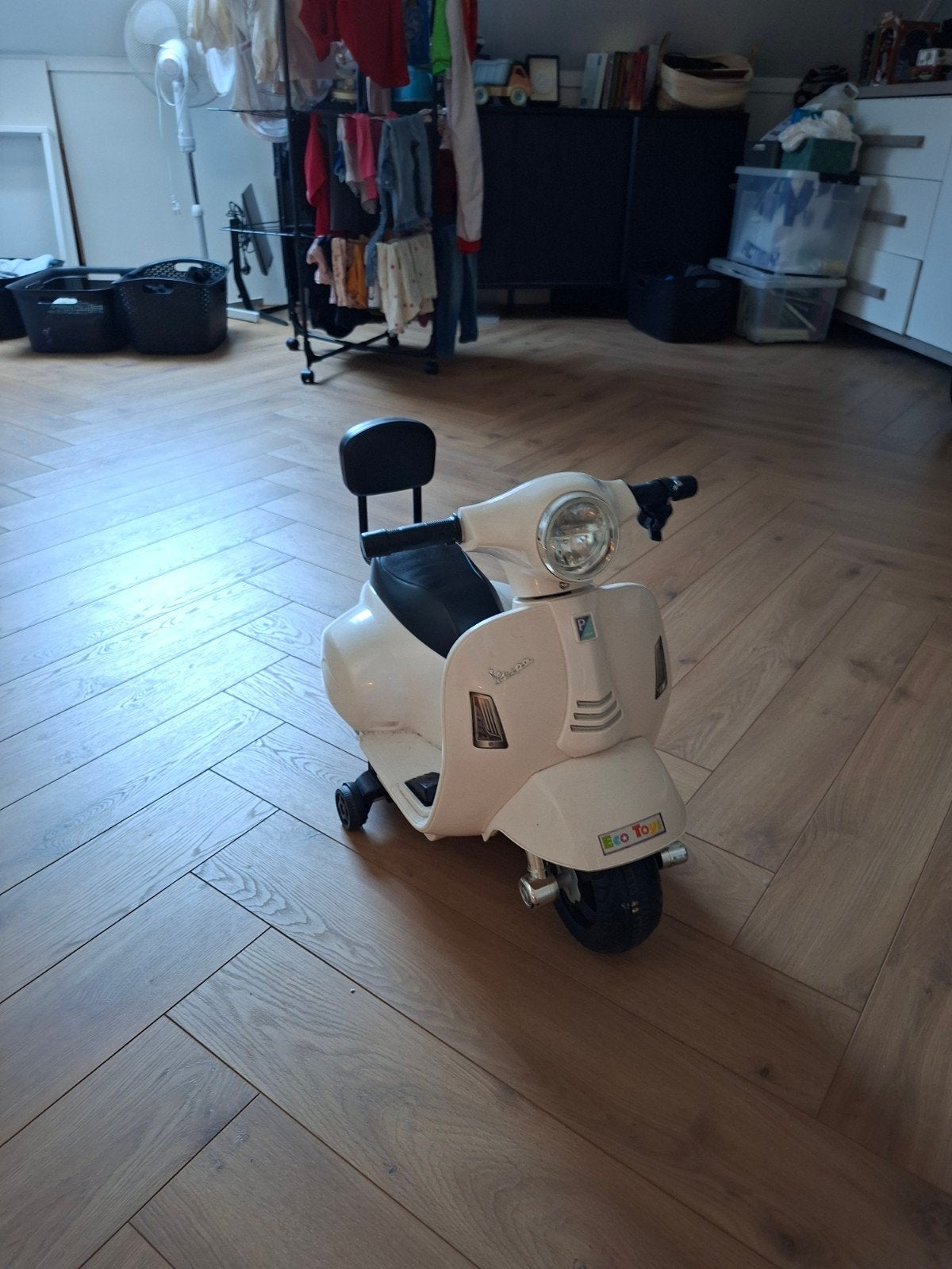 Kinder Vespa scooter - Elektrisch loopvoertuig, Ophalen, Gebruikt, Loopvoertuig