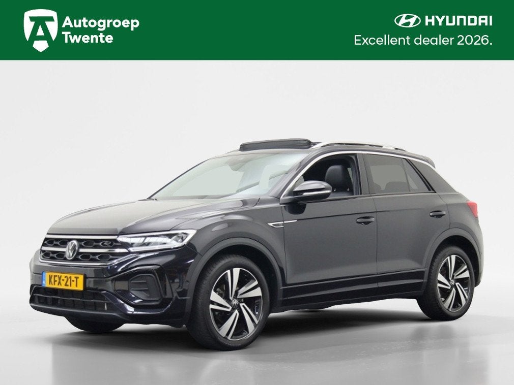 Volkswagen T-Roc 1.5 TSI R-Line | Pano | Private lease 599 p, Stof, 4 cilinders, 150 pk, Zwart