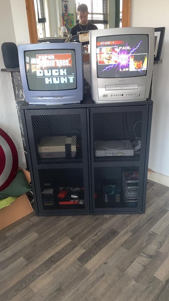 Complete RetroGameSet–NES,PlayStation1,GameBoy Advance+TV’s!, Ophalen, Zo goed als nieuw