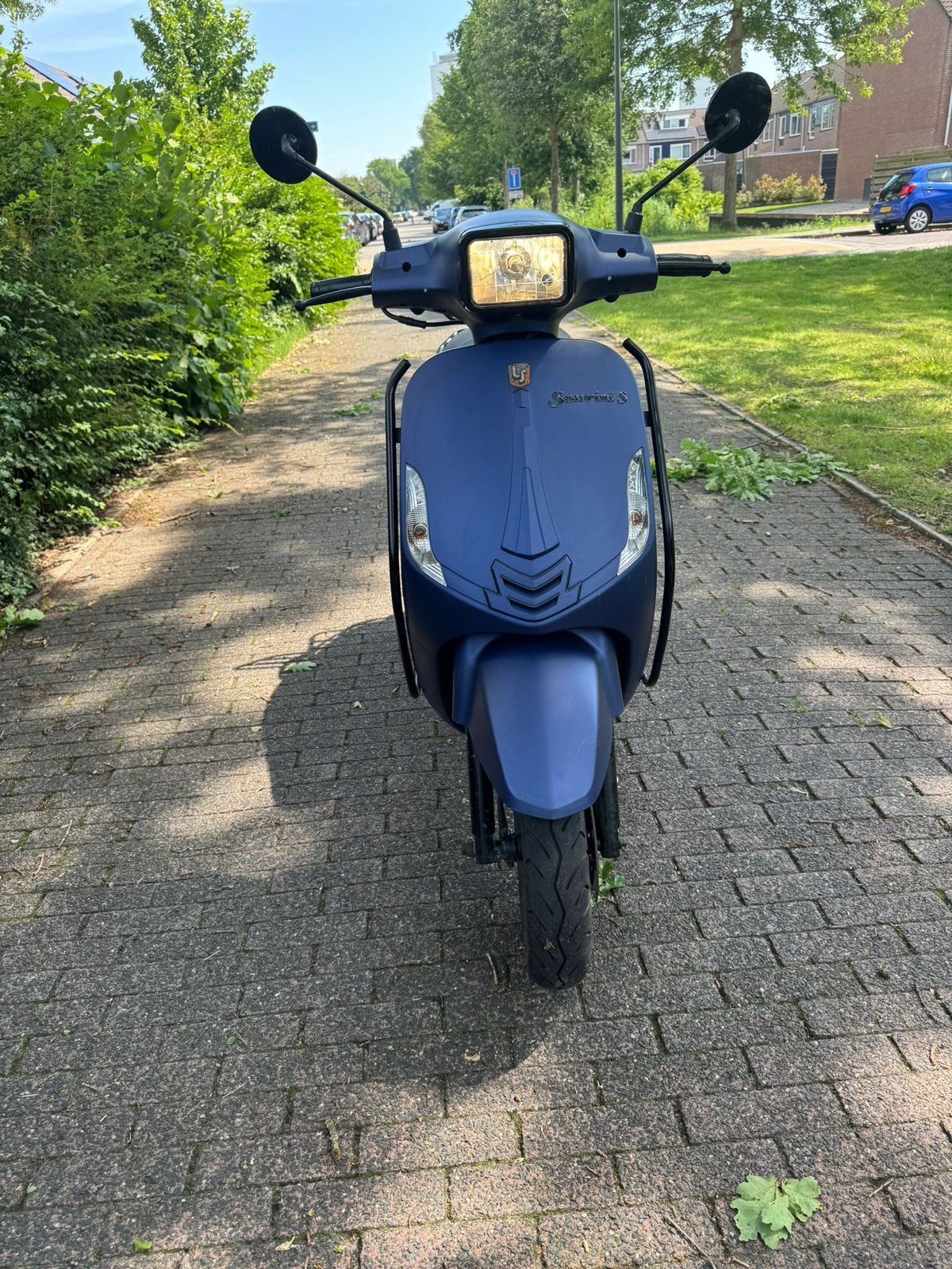 La souris  scooter, Ophalen of Verzenden, Zo goed als nieuw, Benzine