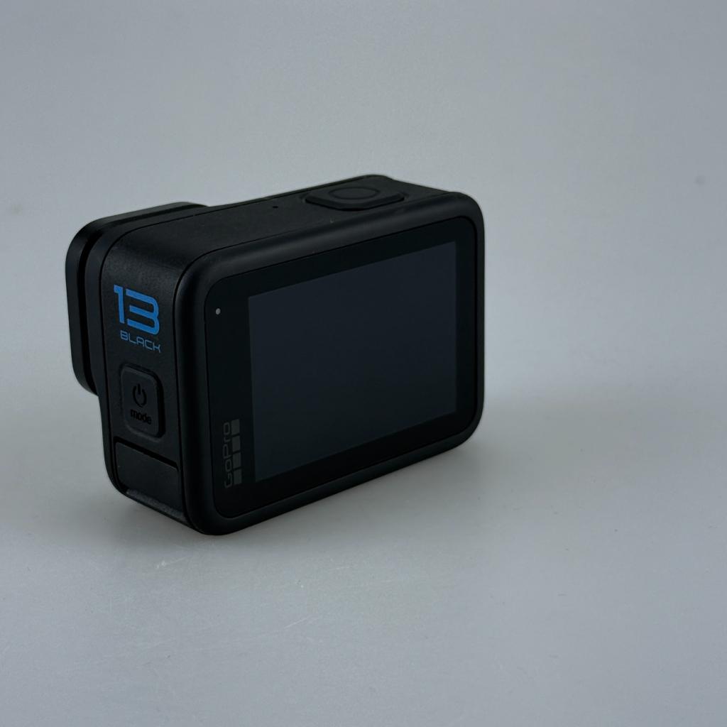GoPro Hero 13 Black inclusief case, GoPro, Zo goed als nieuw, Support@gopro.com, 3025 Clearview Way
San Mateo, CA 94402
USA