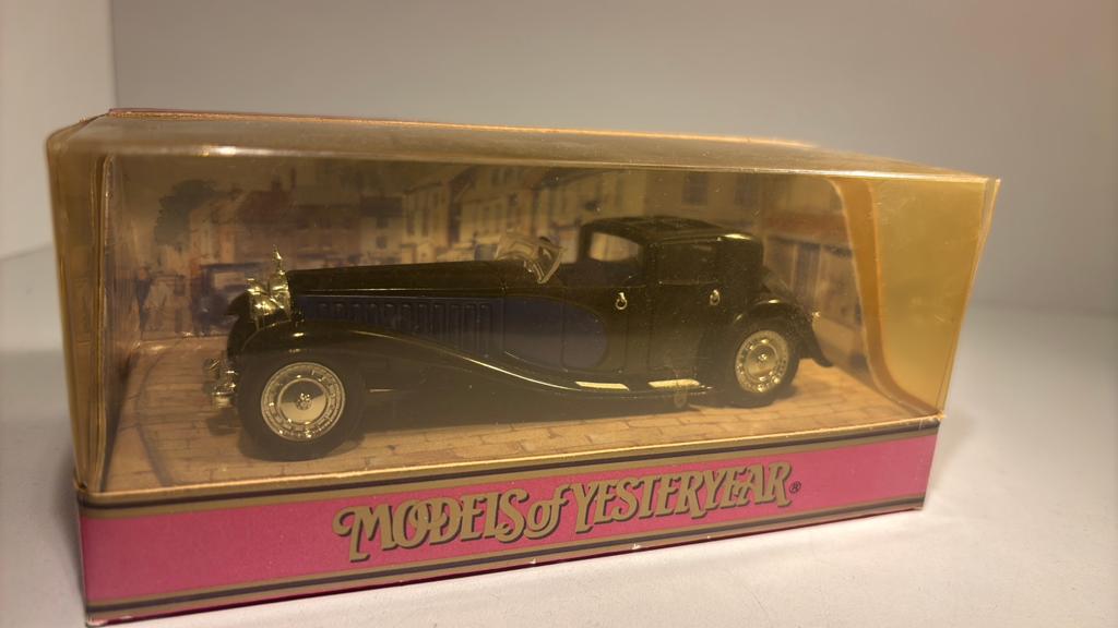 Bugatti royale 1930 matchbox 1.43, Overige merken, Ophalen of Verzenden, A, A