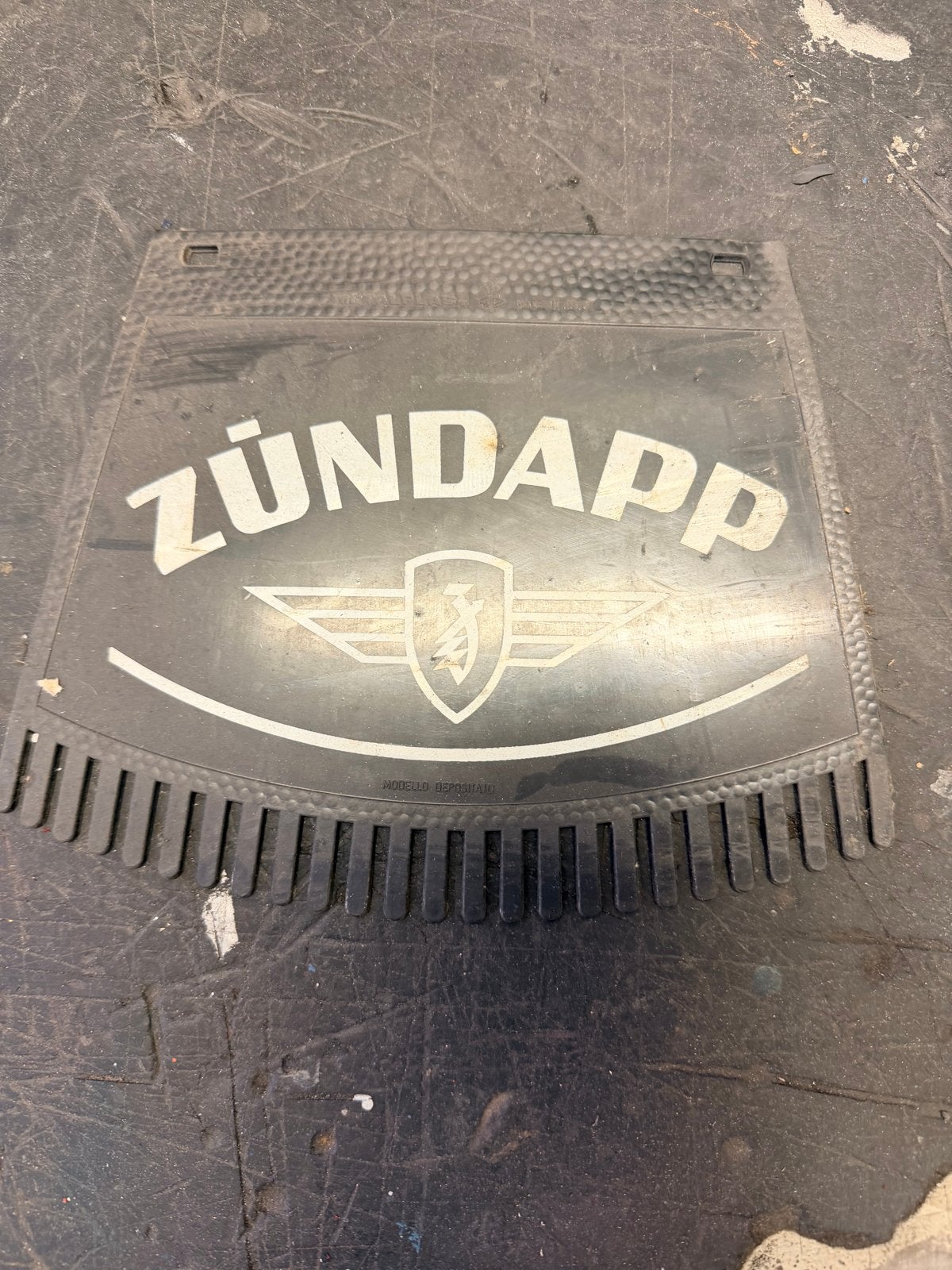 Zundapp spatlap - Origineel spatbord voor Zundapp brommers, Fietsen en Brommers, Brommeronderdelen | Zundapp, Ophalen of Verzenden