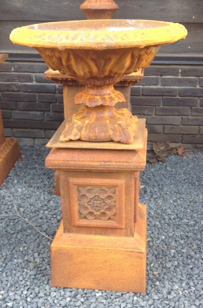 Gietijzeren pot en sokkel - nieuw - 88 cm hoog, Tuin en Terras, Ophalen, 40 cm of meer, Rond, Nieuw