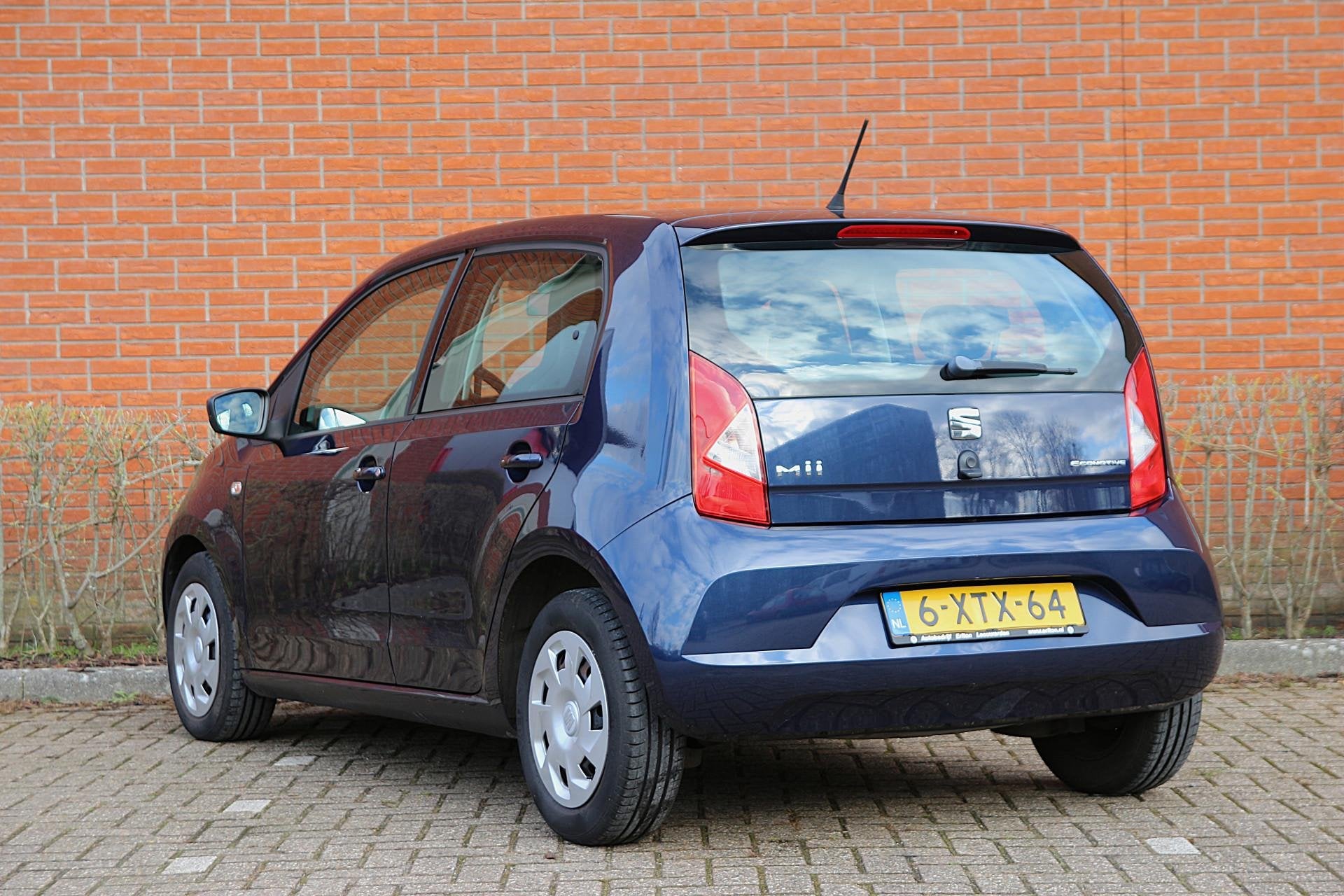 SEAT Mii 1.0 60pk Style Dynamic | NL-auto | 5 deuren | Airco, Auto's, Voorwielaandrijving, Euro 5, Stof, Gebruikt