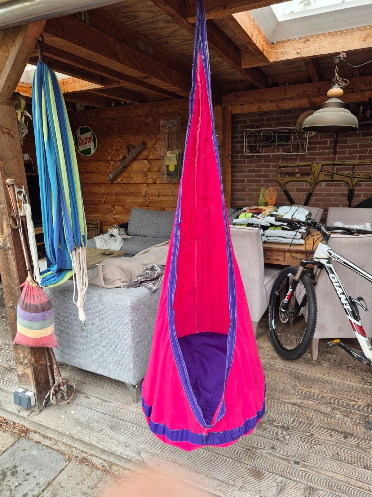 Ikea Hangzak Roze/Paars - Plafondbevestiging, Tuin en Terras, Hangmatten, Ophalen of Verzenden, Gebruikt, Eenpersoons, Binnen