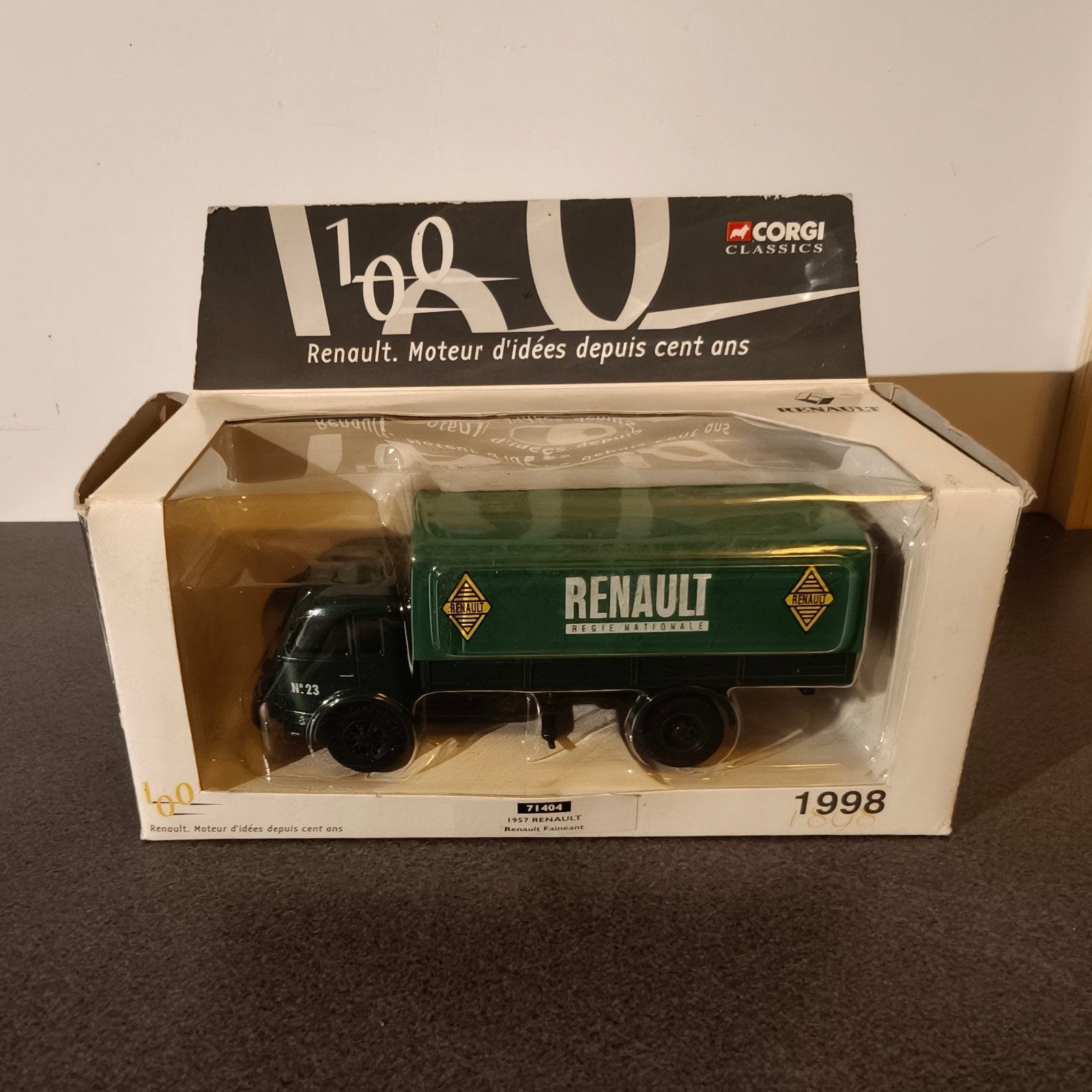Corgi Classics Heritage 71404 – Renault Fainéant (1957), Ophalen of Verzenden, Nieuw, Overige merken