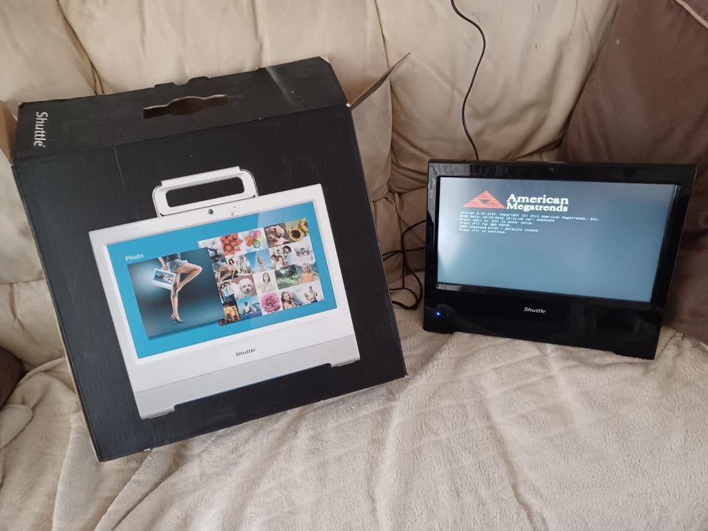 3x all in one shuttle pc 75€ 1 koop, Computers en Software, Desktop Pc's, Ophalen, Gebruikt