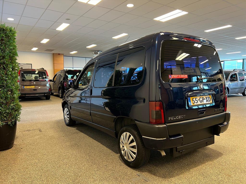 Peugeot Partner Rolstoelauto (airco) 3+1 rolstoel geschikt, foto 12