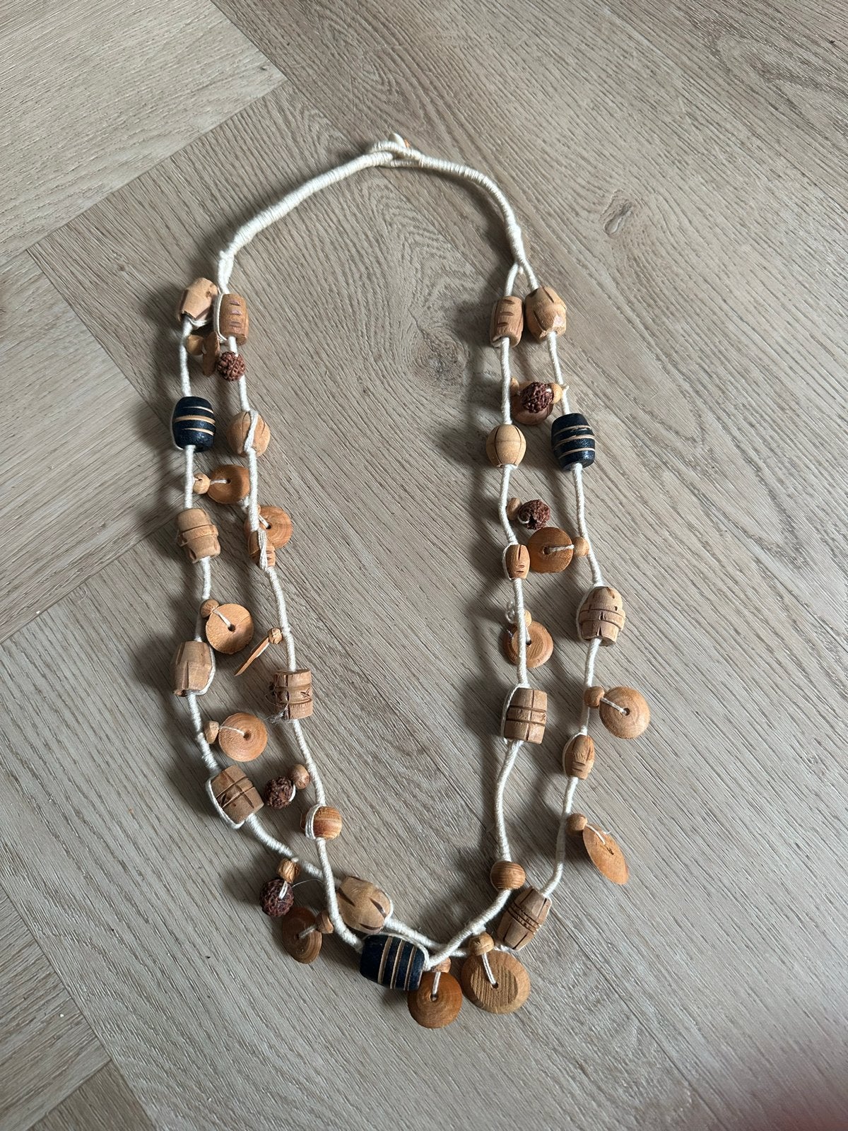 Houten kralen ketting - Uniek, Ophalen of Verzenden, Zo goed als nieuw, Bruin, Overige materialen