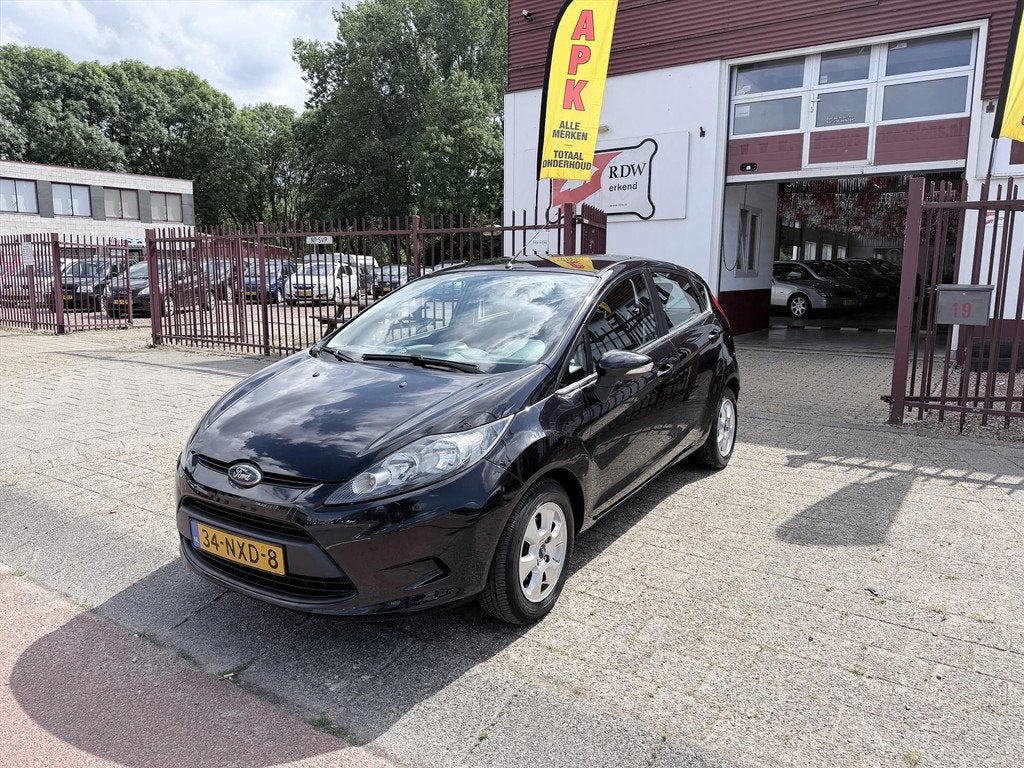 Ford Fiesta 1.25 60pk 5D Limited, Voorwielaandrijving, Euro 5, 1242 cc, 4 cilinders