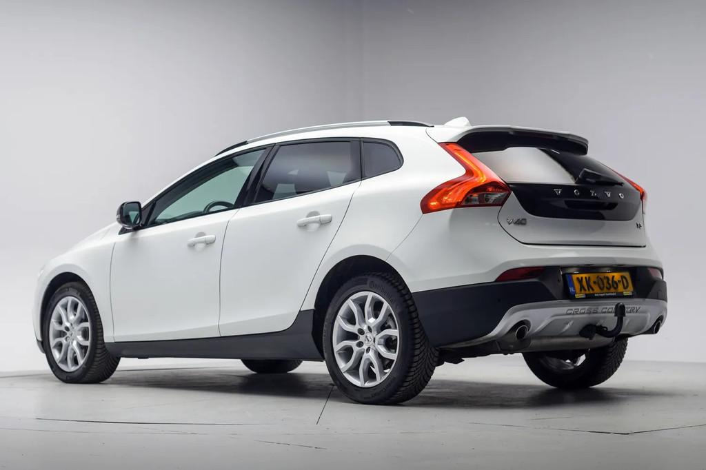 Volvo V40 Cross Country T3 Polar+ Luxury Aut. [ Panorama Nav, Auto's, 4 cilinders, Wit, 152 pk, V40