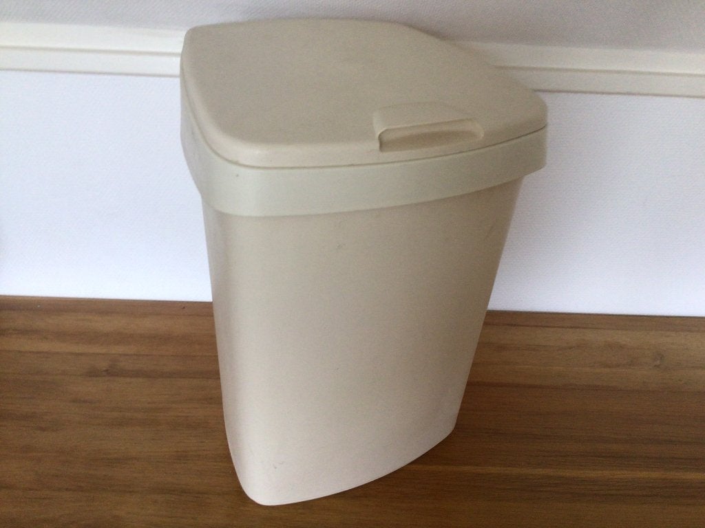 Afvalbak, Minder dan 10 liter, Ophalen, Metaal