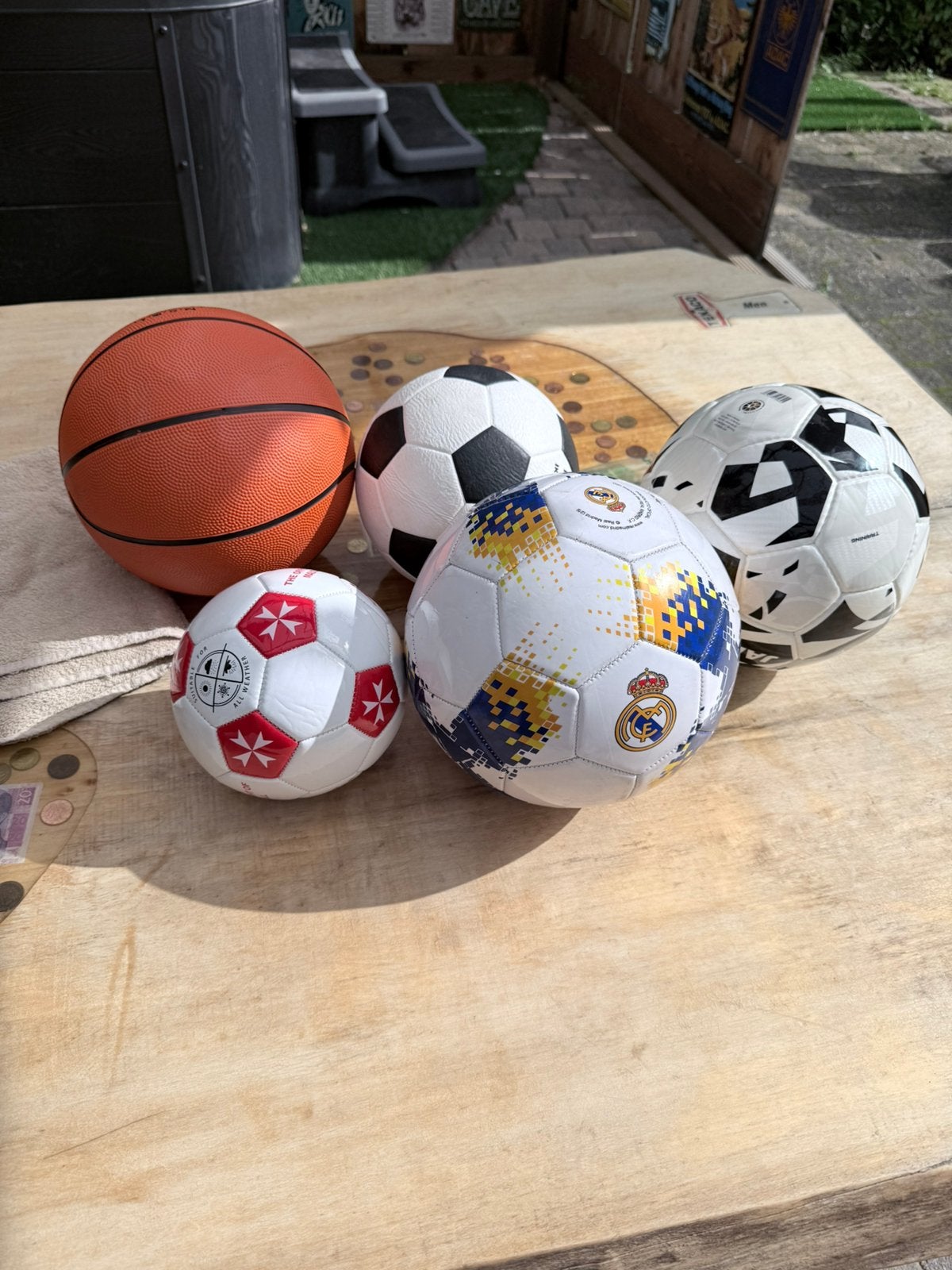 Nieuwe ballen te koop, nooit gebruikt., Maat XL, Ophalen, Nieuw, Bal