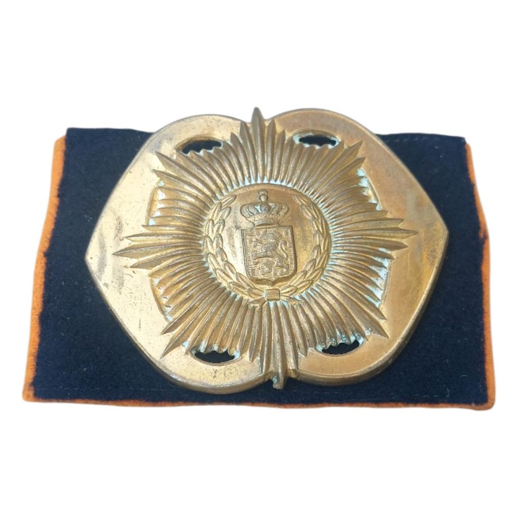 Oud Baretembleem Regiment van Heutsz (RVH), Ophalen of Verzenden, Landmacht, Nederland, Embleem of Badge