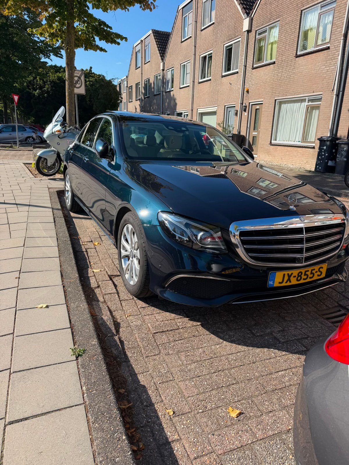 Mercedes-Benz E-Klasse 2.0 E200 Sedan AUT 2016 Groen, Auto's, Achterwielaandrijving, 4 cilinders, 1505 kg, Parkeersensor