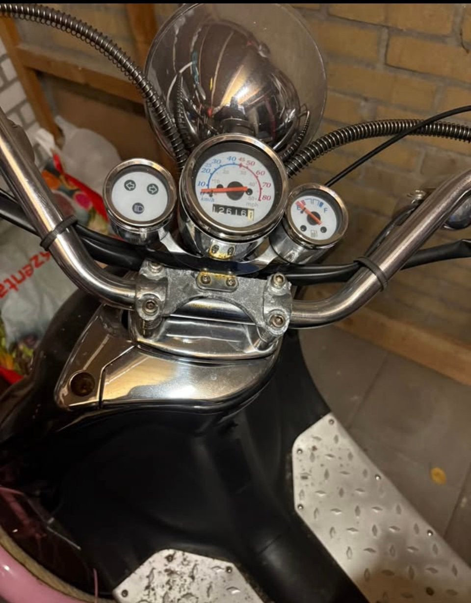 Scooter, Ophalen, Zo goed als nieuw, Benzine