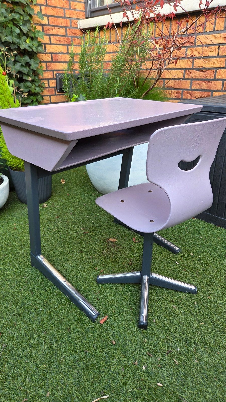 Vintage schoolbureau met stoel, retro kinderbureau 60x42x61, Ophalen, Zo goed als nieuw, Tafel(s) en Stoel(en)