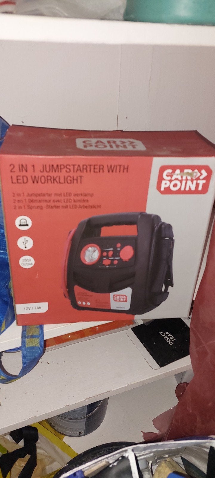 Moet vandaag weg. Carpoint 2-in-1 Jumpstarter met LED Werkli, Auto diversen, Ophalen, Zo goed als nieuw
