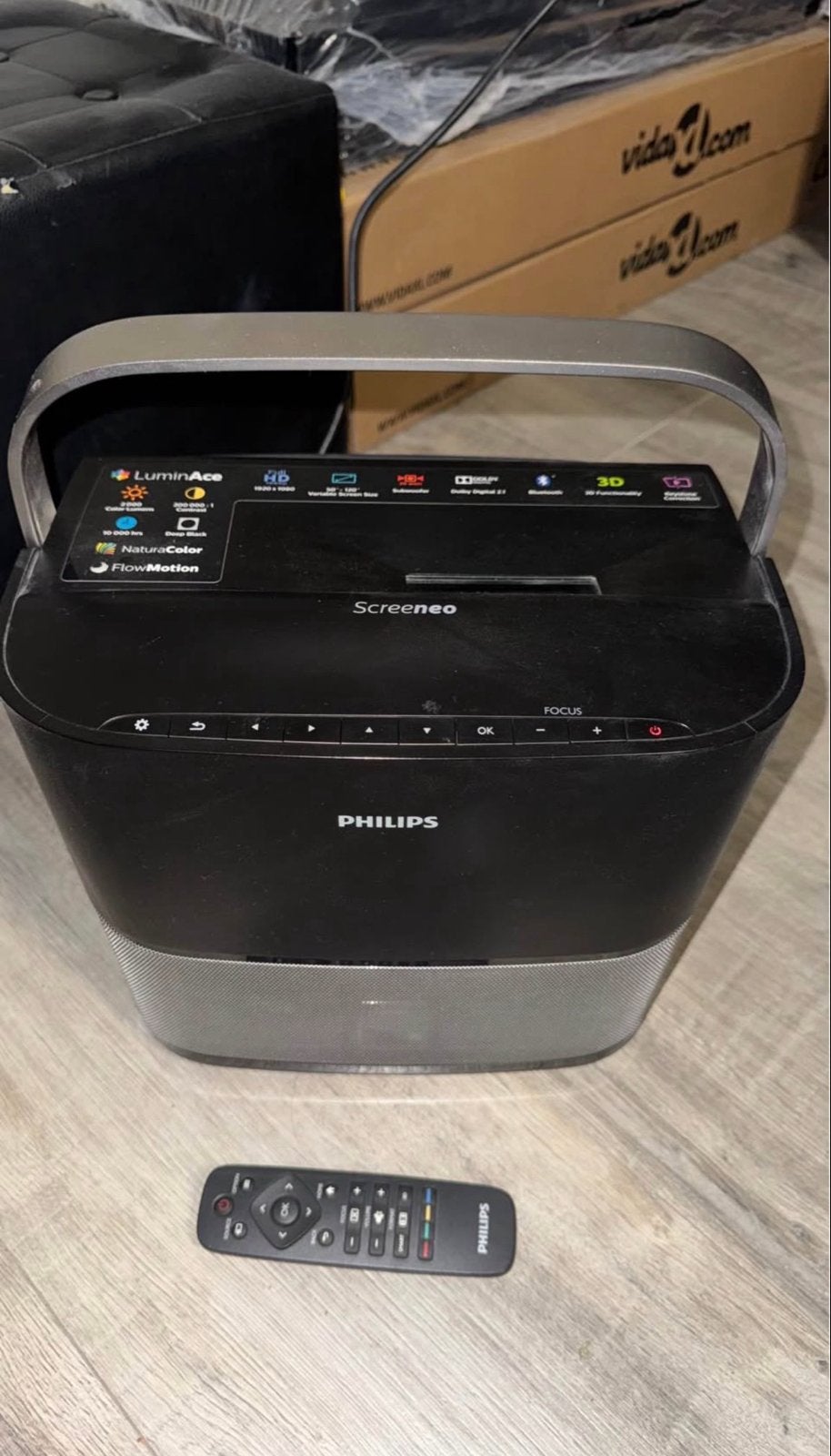 Philips Screeneo met Bluetooth spreker - Collector's, Ophalen, Zo goed als nieuw, Overige technologieën, Full HD (1080)