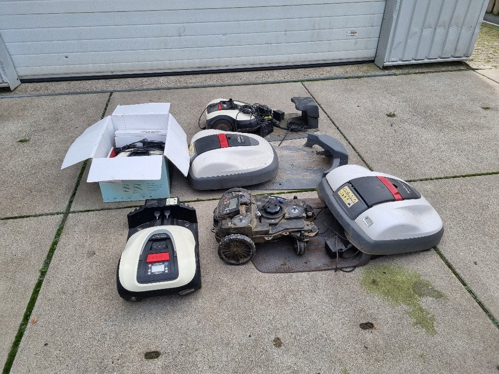 Honda robotmaaiers loop of sloop., Ophalen, Gebruikt, Minder dan 20 cm, Honda