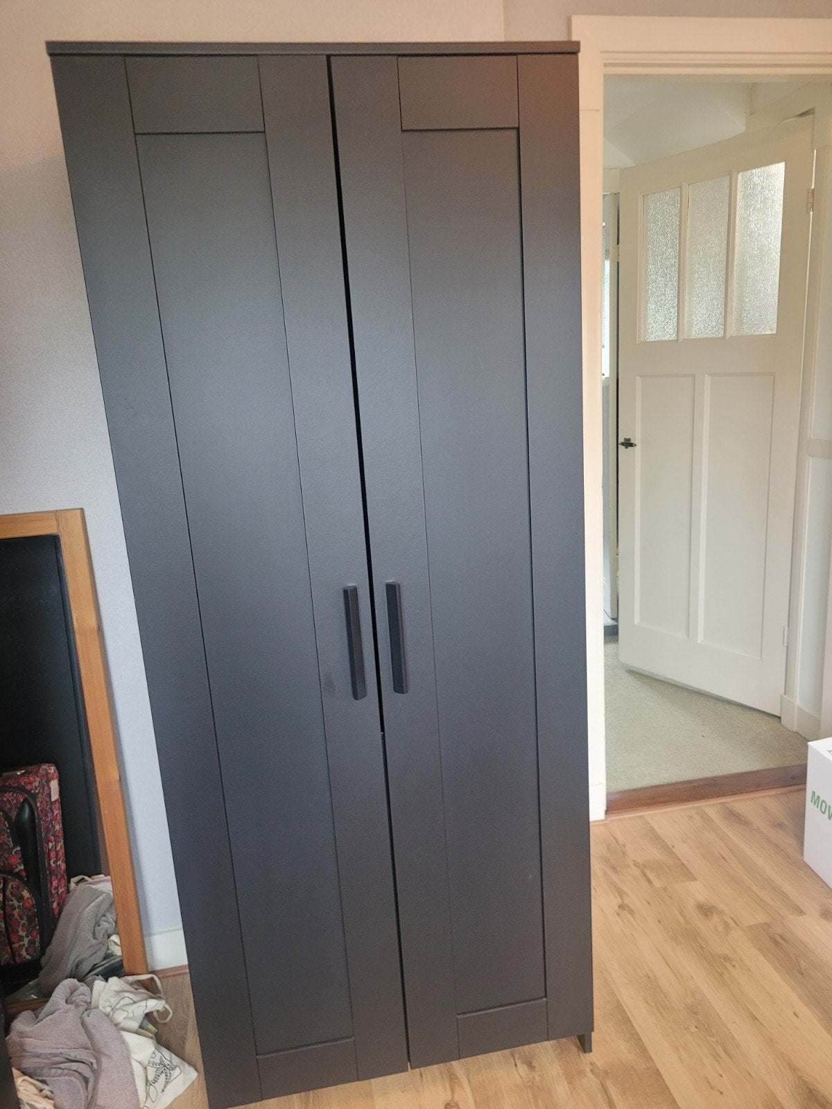 Zwarte ikea kledingkast met hangruimte, Huis en Inrichting, Ophalen, Met deur(en), Gebruikt, 50 tot 100 cm