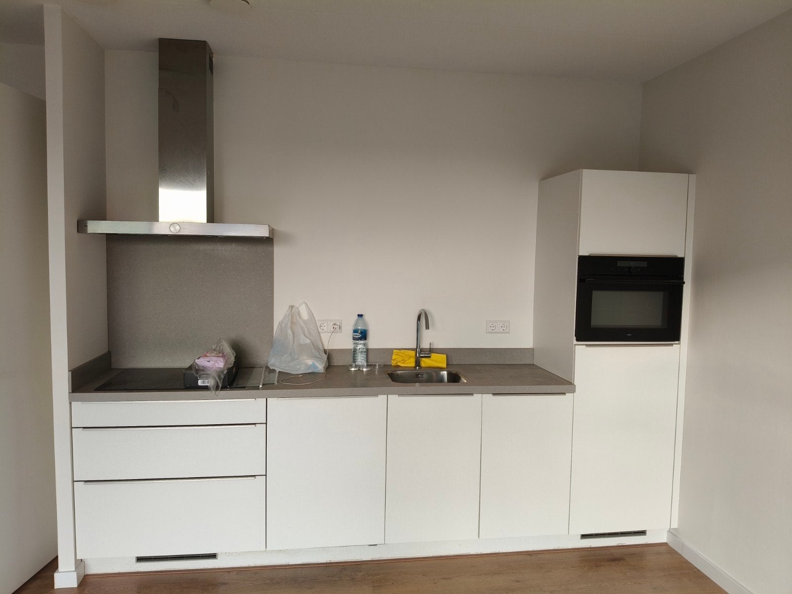 VERBOUWING & KLUSWERK – PARTICULIEREN & BEDRIJVEN, 24-uursservice