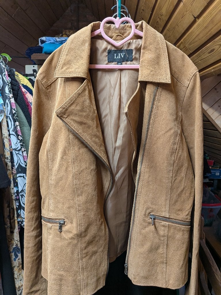 suede jas Liv maat 44, Bruin, Maat 42/44 (L), Ophalen of Verzenden, Zo goed als nieuw