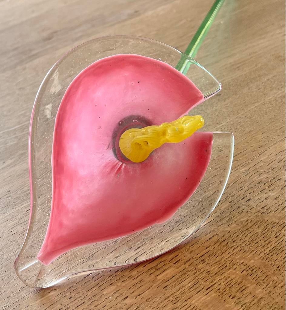 Glazen Calla Lelie - Roze met Groene Steel, Antiek en Kunst, Antiek | Glas en Kristal, Ophalen