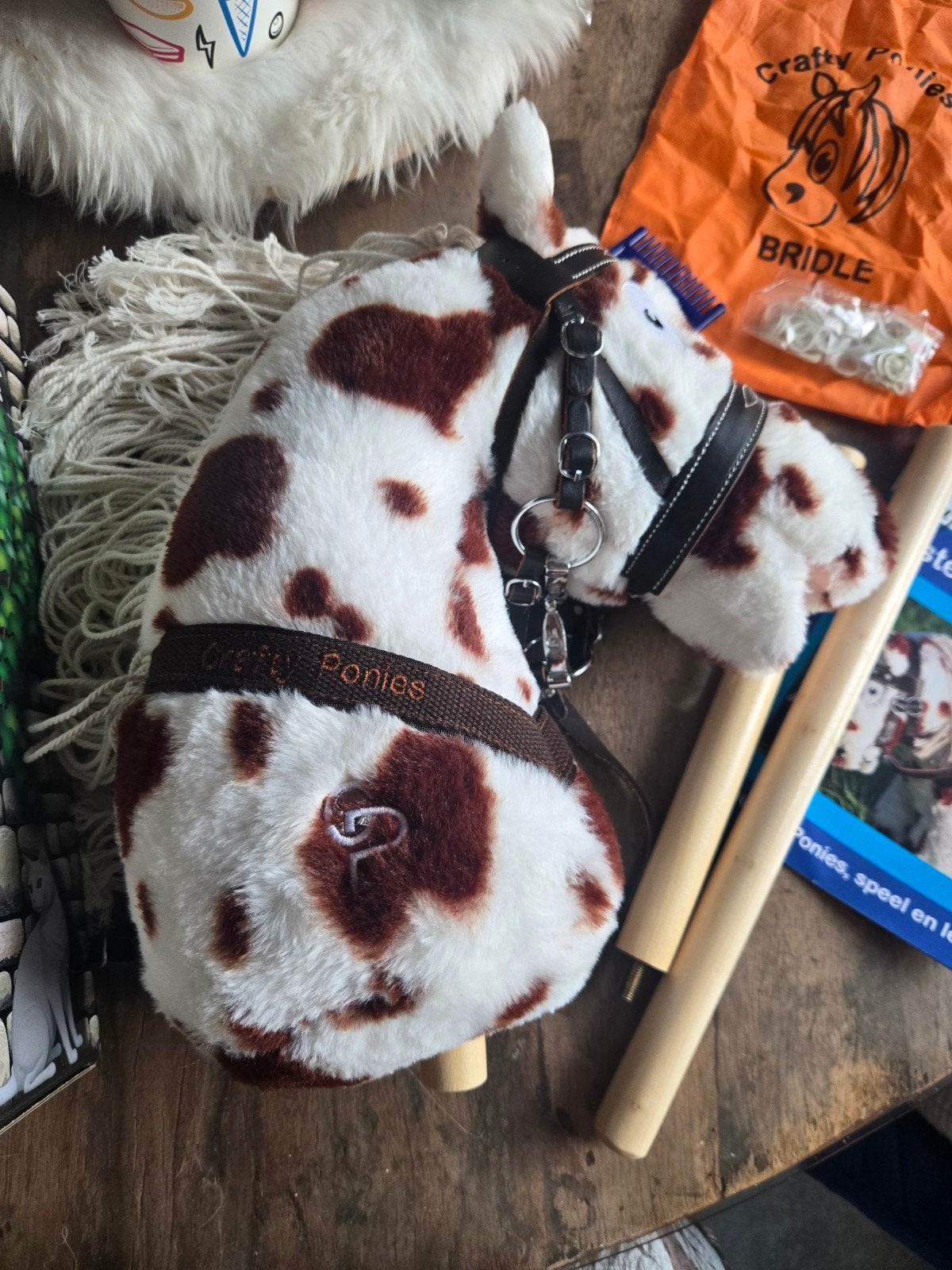 Crafty Ponies Hobby Horse Coco met hoofdstel, Ophalen, Zo goed als nieuw, Jongen of Meisje